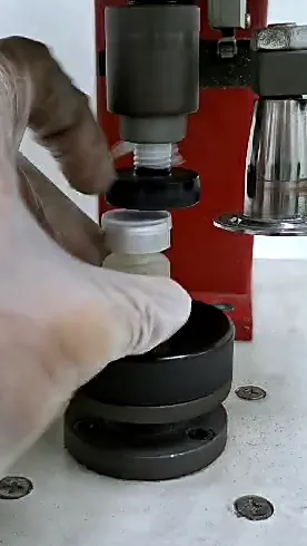 Capping machine